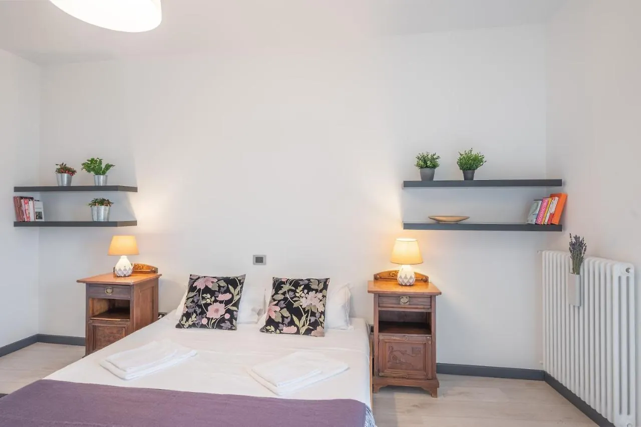 Cappella Degli Scrovegni Grey Apartment Padova Italy